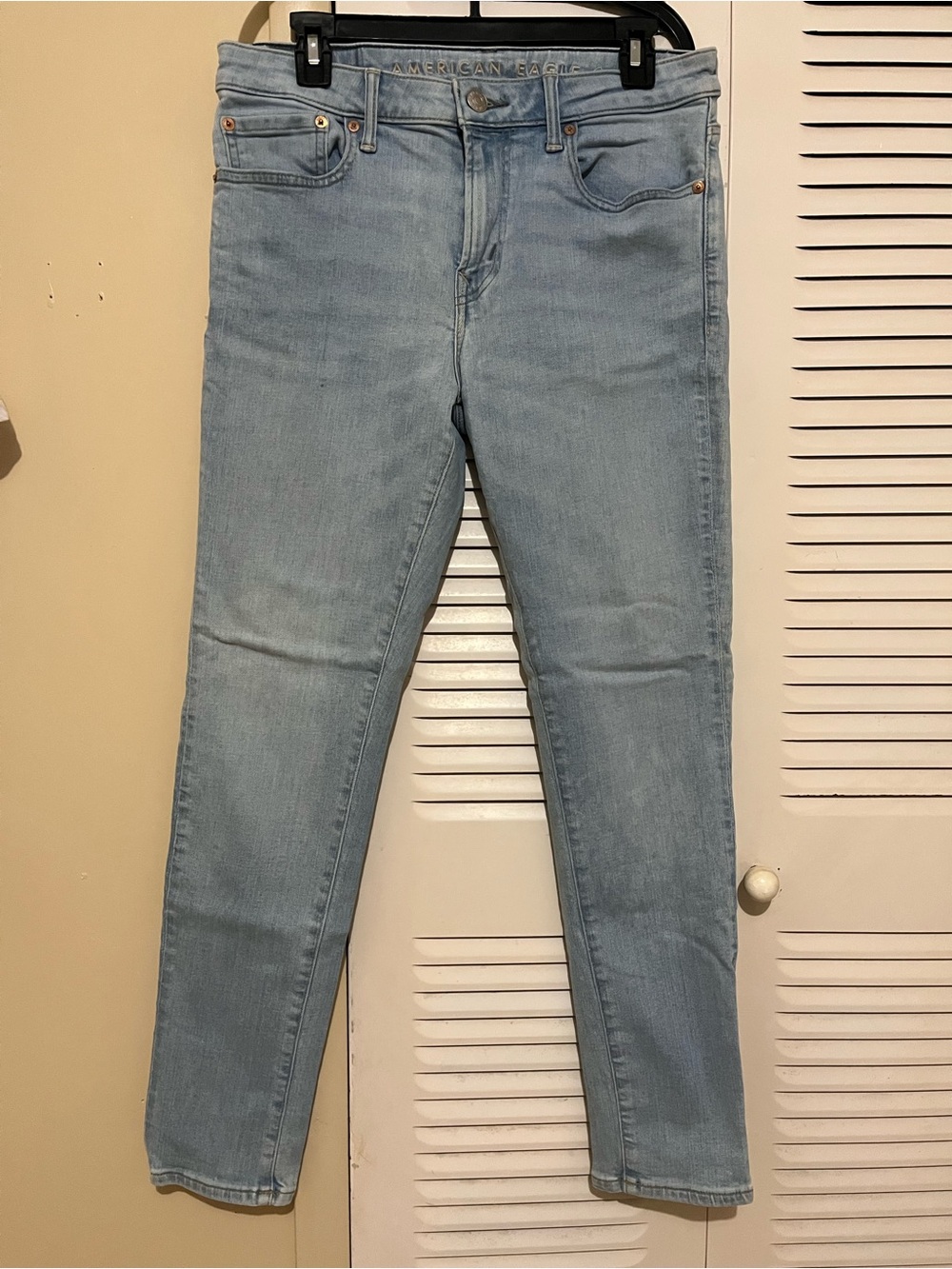 American Eagle Light Denim Jean